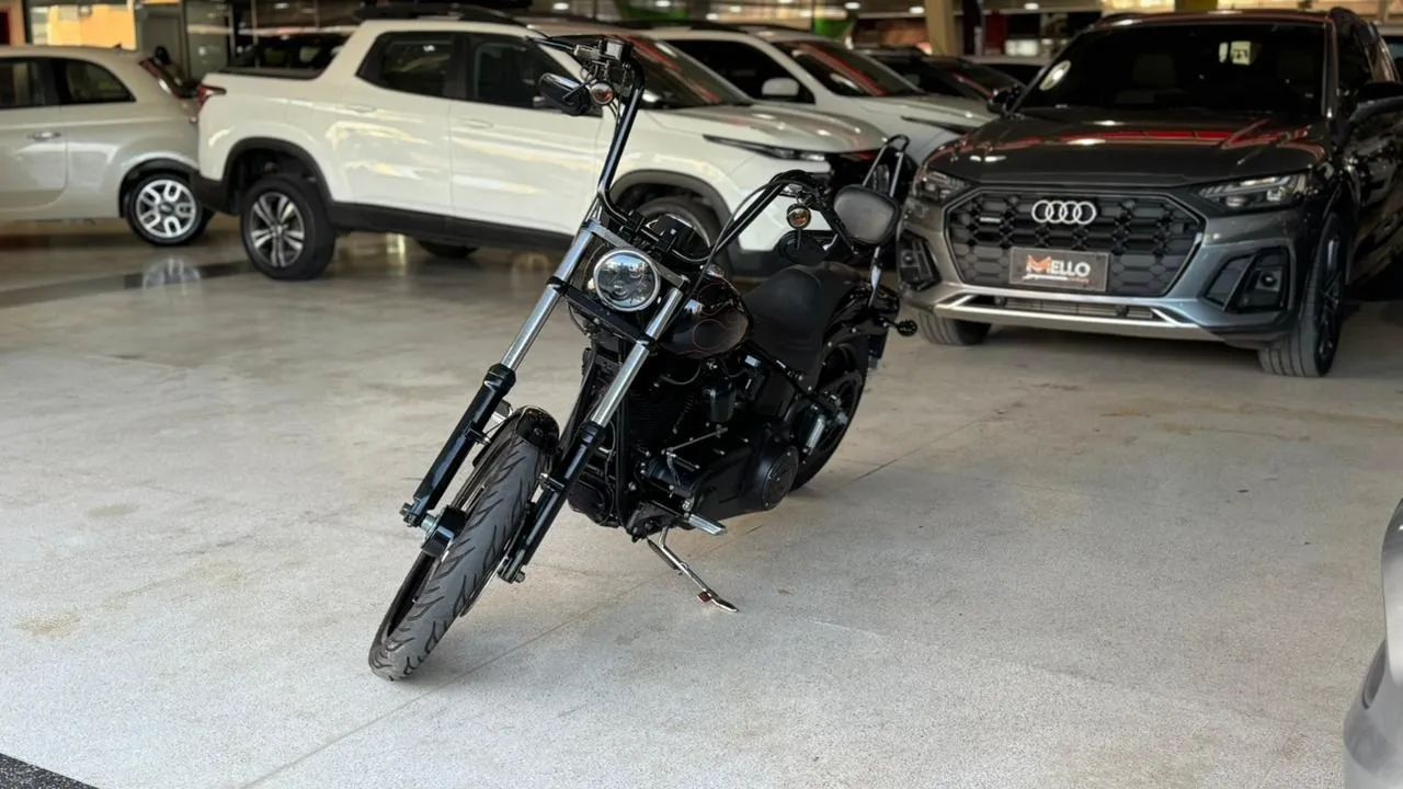 Harley-Davidson SOFTAIL STD/ FX - Foto 2