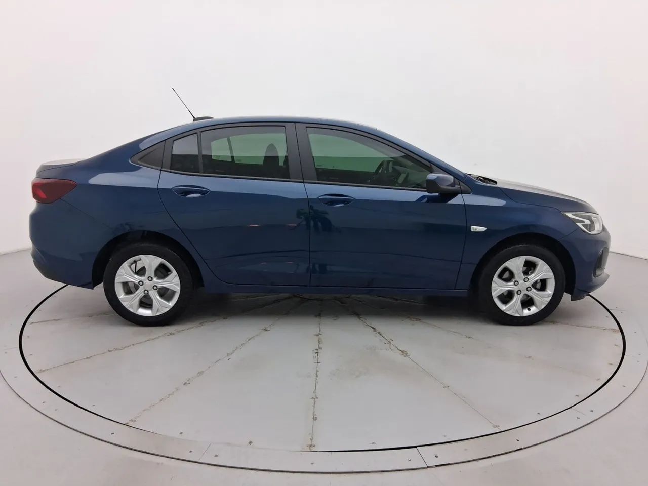Chevrolet Onix Plus LTZ 1.0 12V TB Flex Aut. 4P, foto 6 de 18