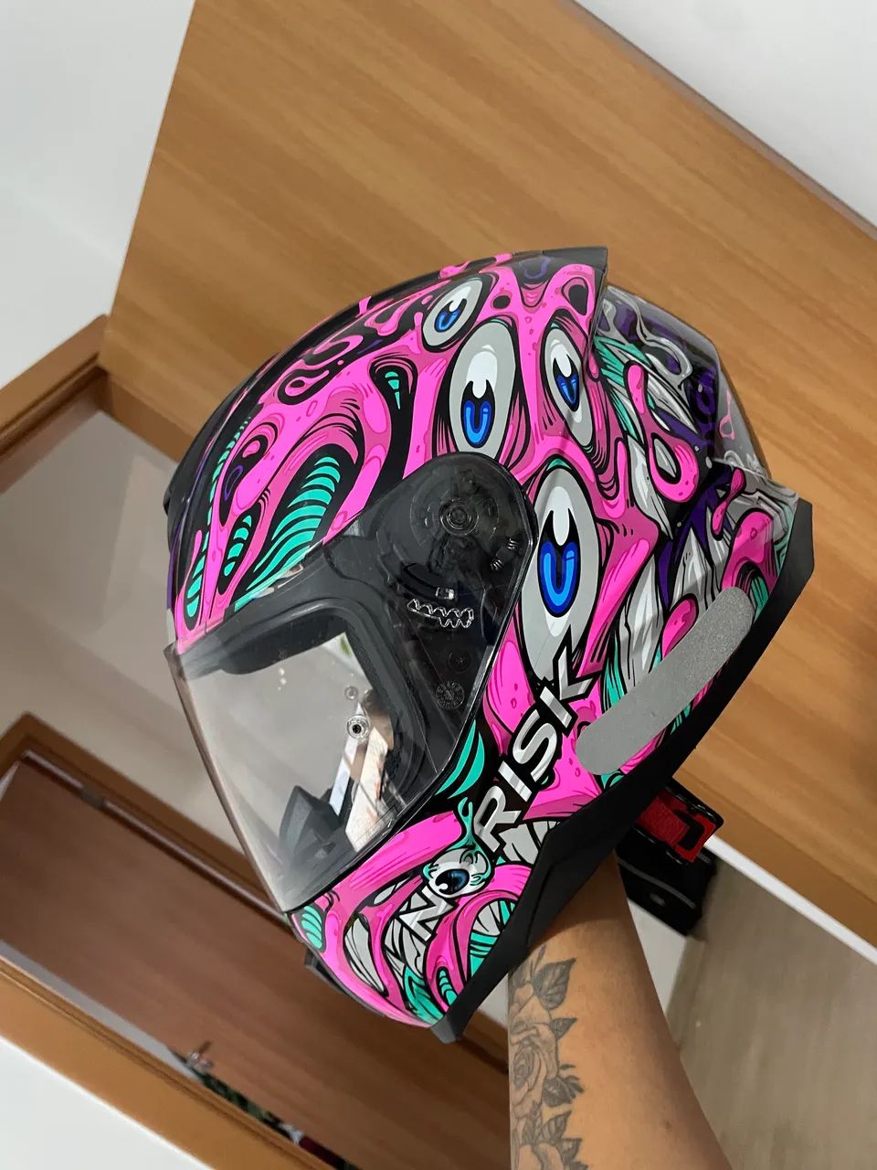 Capacete Norisk Razor Parasite Pink - Foto 3