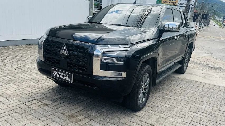 Mitsubishi Triton Triton HPE 2.4 CD 4x4 TB Diesel Aut. 2026