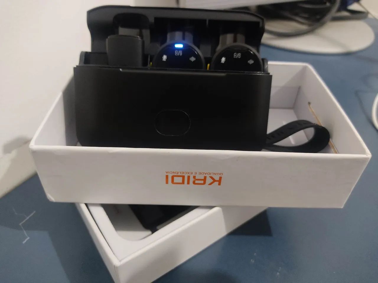 Microfone de lapela sem fio416602339253299201