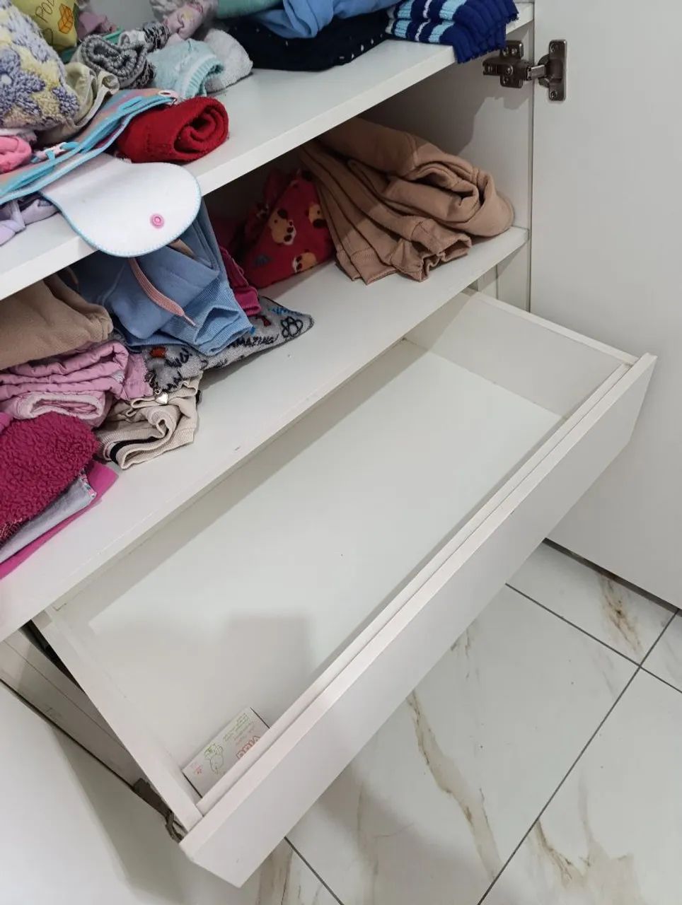 Guarda roupa MDF muito lindo e bom - Foto 5