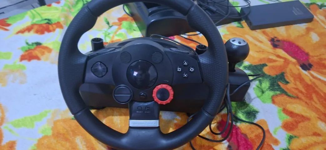 VOLANTE Logitech Driving Force GT - Foto 2