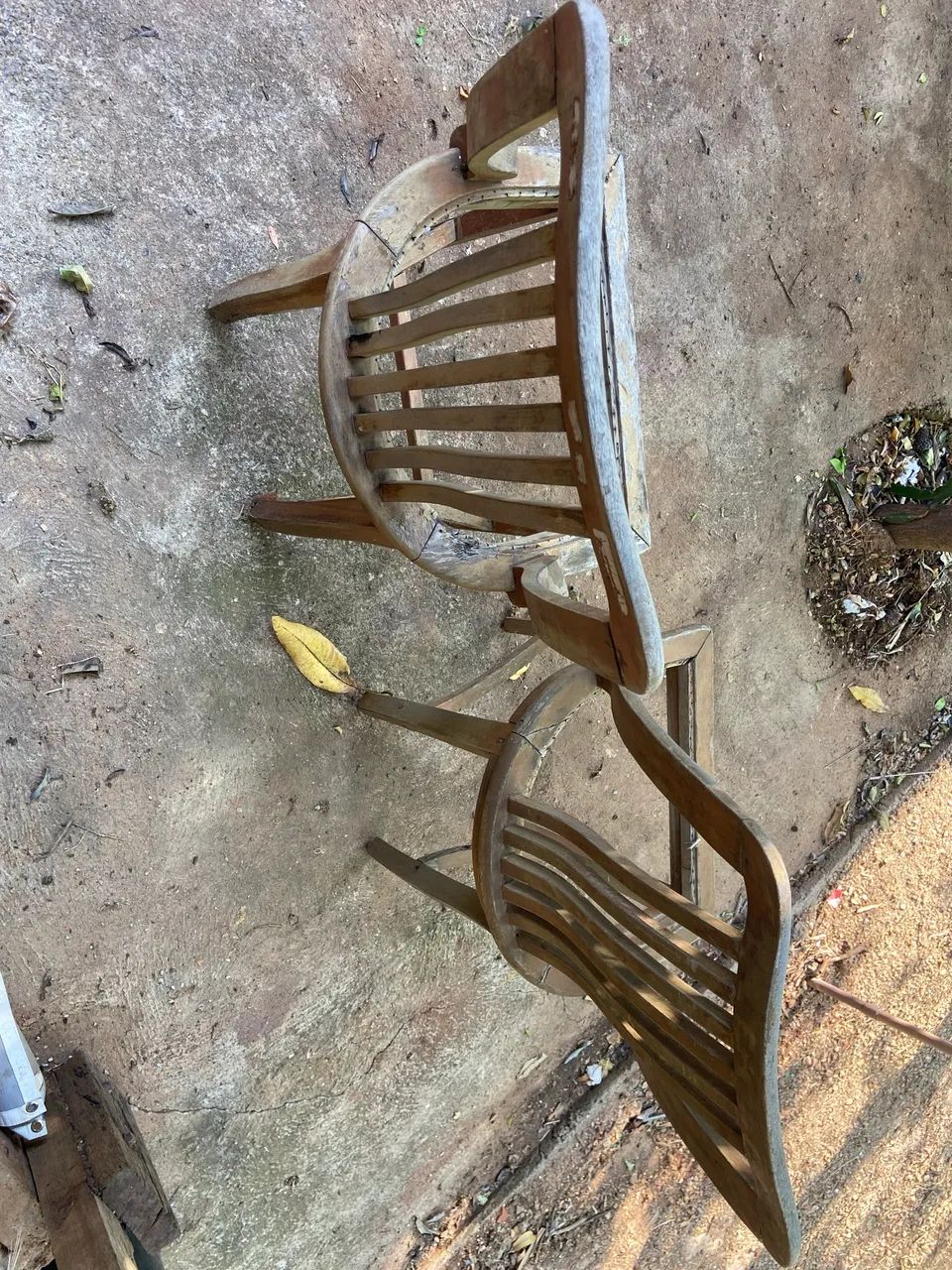 Cadeira antiga para. Para restaurar 200,00 cada - Foto 2