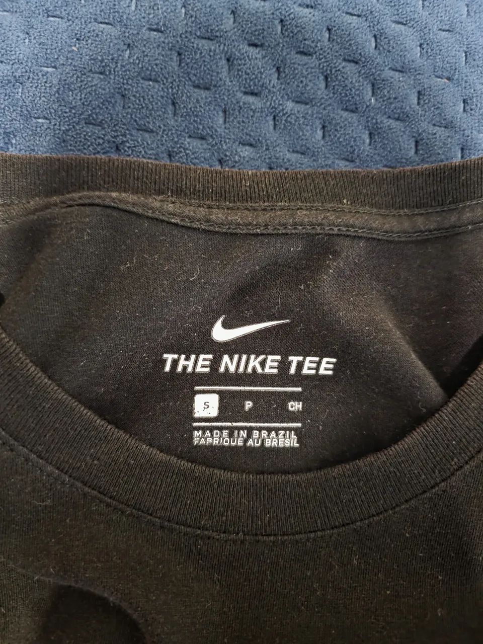 Camiseta Nike Estampada Preta Tam. P (Original) - Foto 3