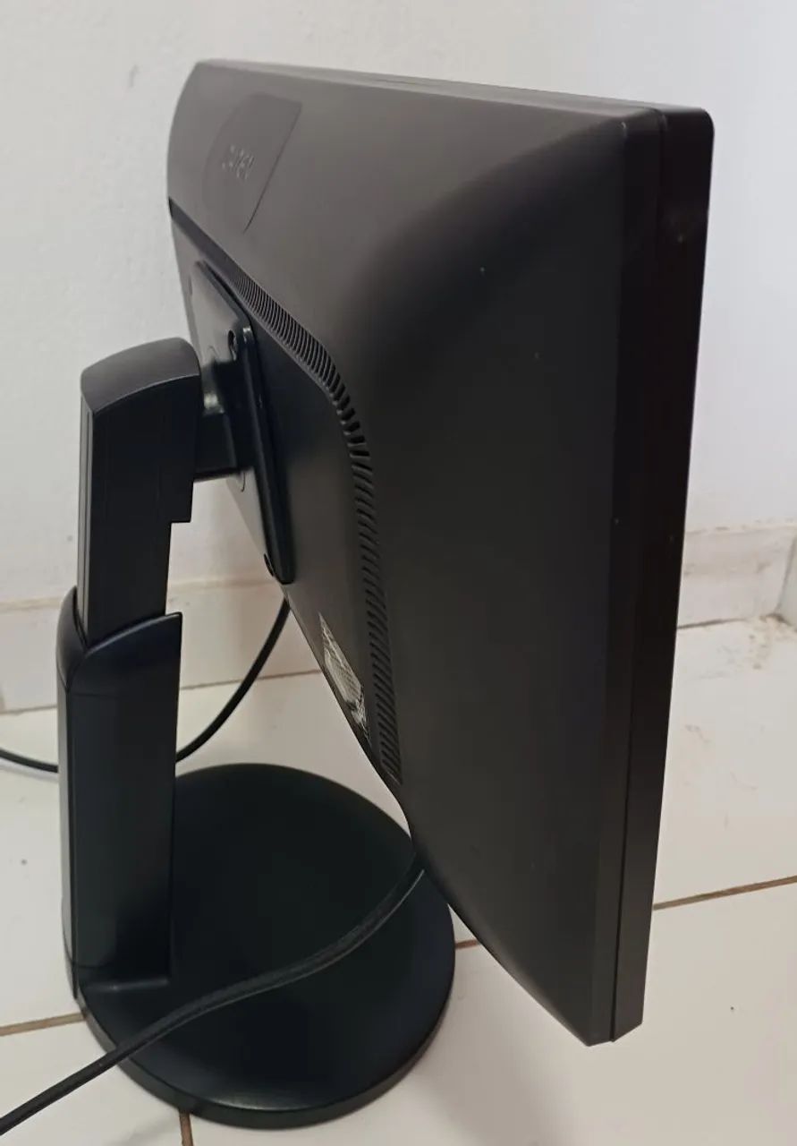 Monitor 20 polegadas CPUs DVRs  - Foto 4