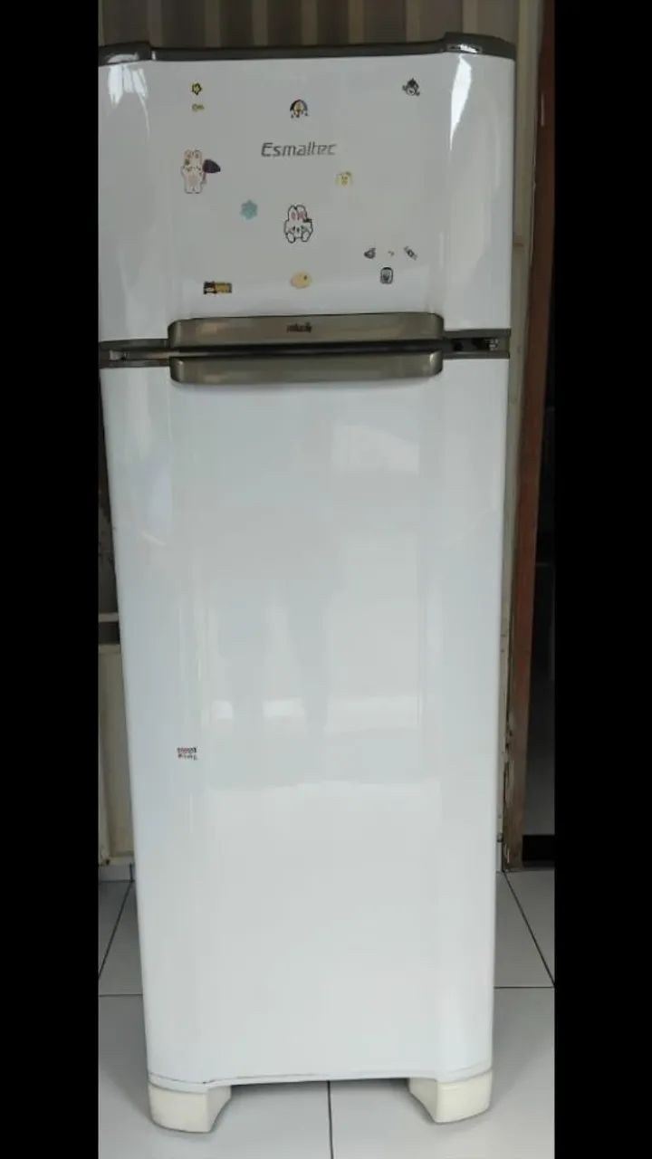 Refrigerador Defrost esmaltec