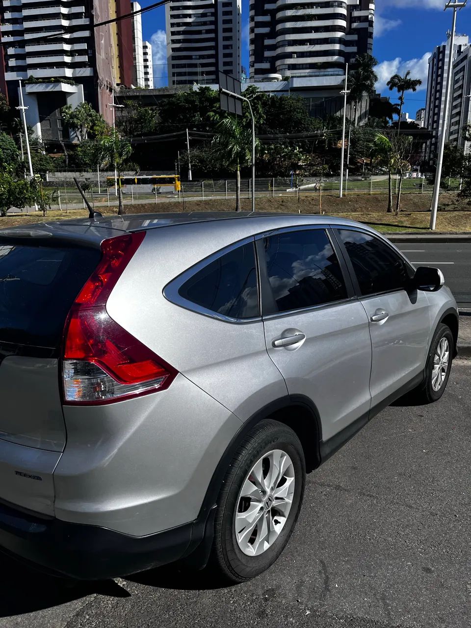 Honda Cr-V CR-V LX 2.0 16V 2WD/2.0 Flexone Aut. 2013