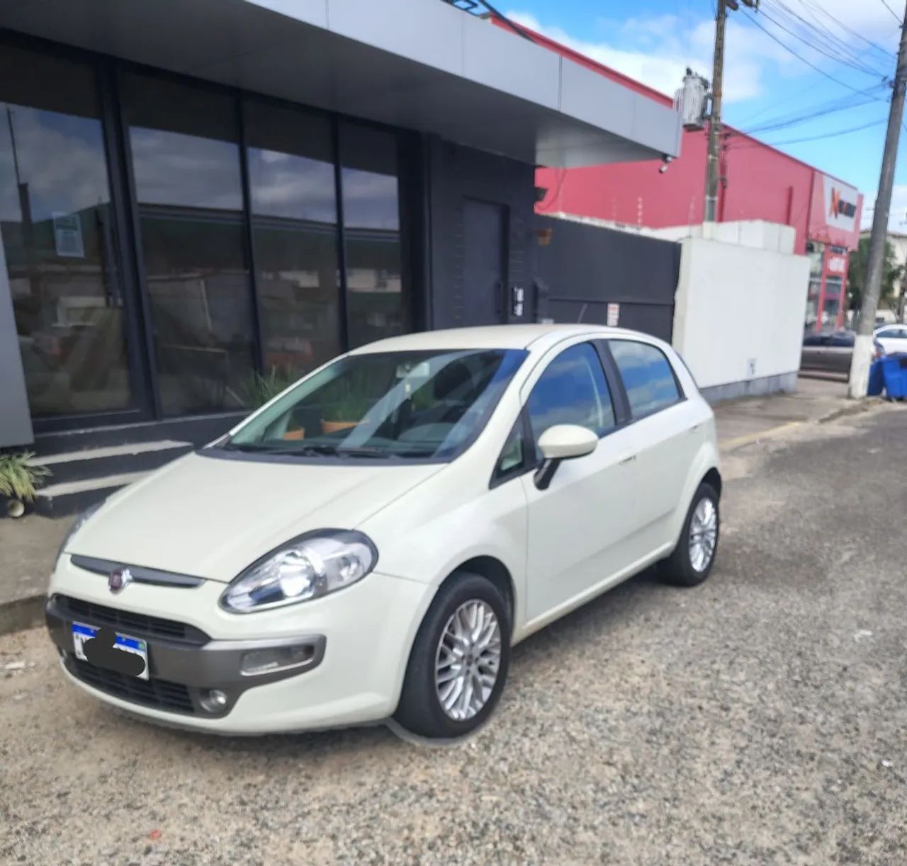 Fiat Punto Essence 1.6 Flex 16V 5P 2014 - Foto 2