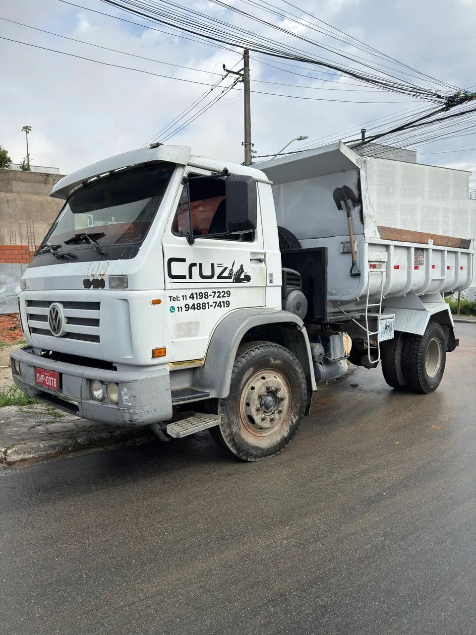 Caminhão caçamba Vw 