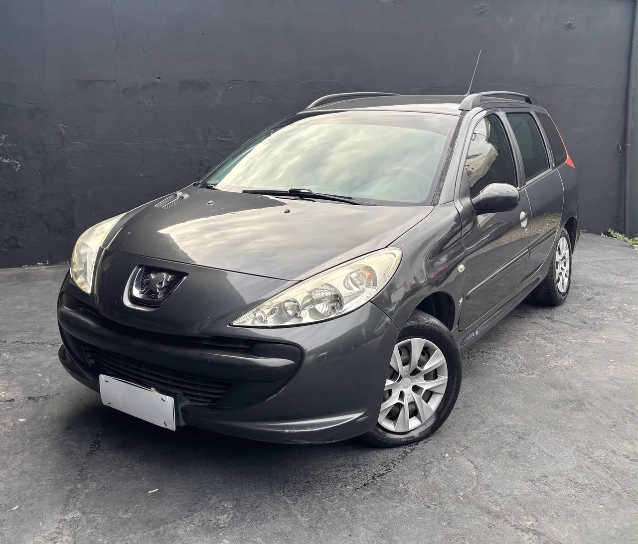 Peugeot 207 207 SW XR 1.4 Flex 8V 5p 2009