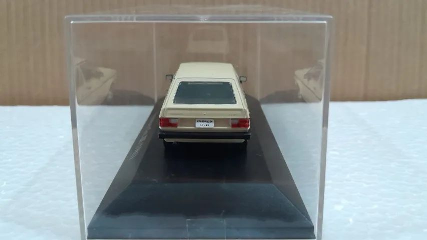  Miniatura Carro Volkswagen Gol BX 1981 - Foto 3