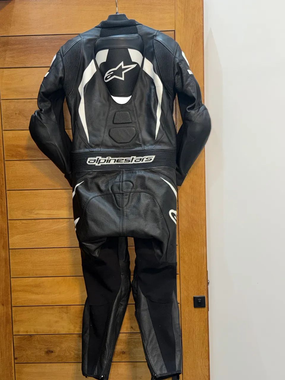 Vendo Macacão Alpinestar - Foto 3