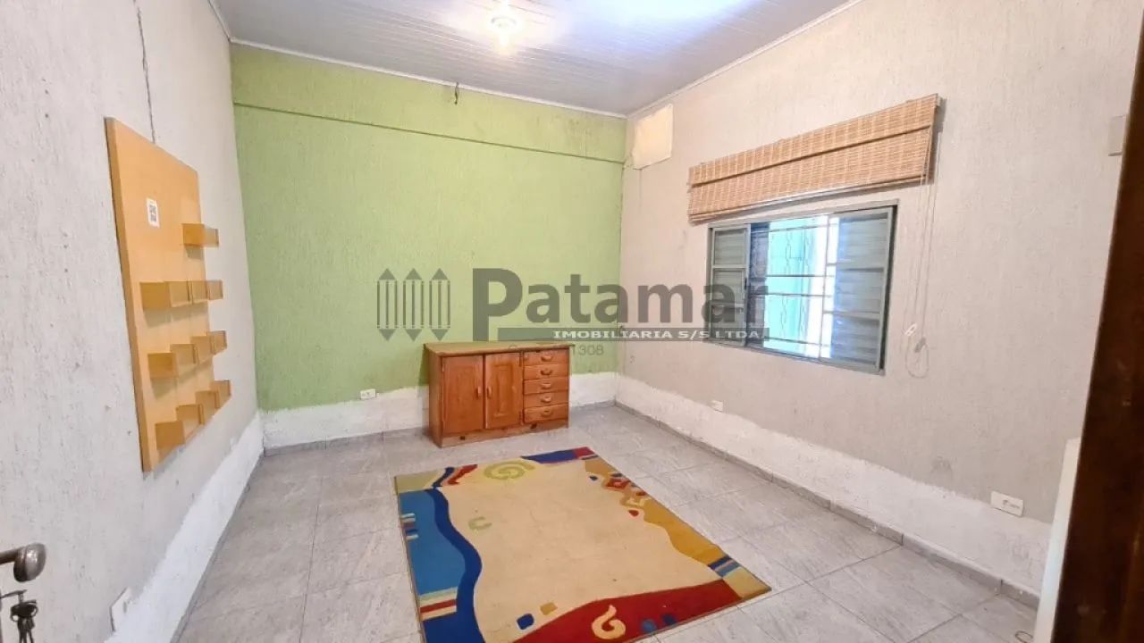 Salão Comercial à Venda no Taboão da Serra