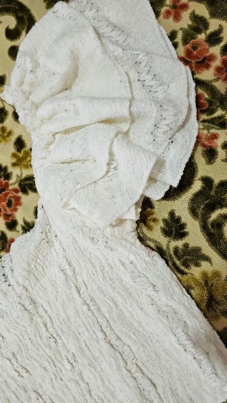 Top cropped com manga bufante - Foto 4
