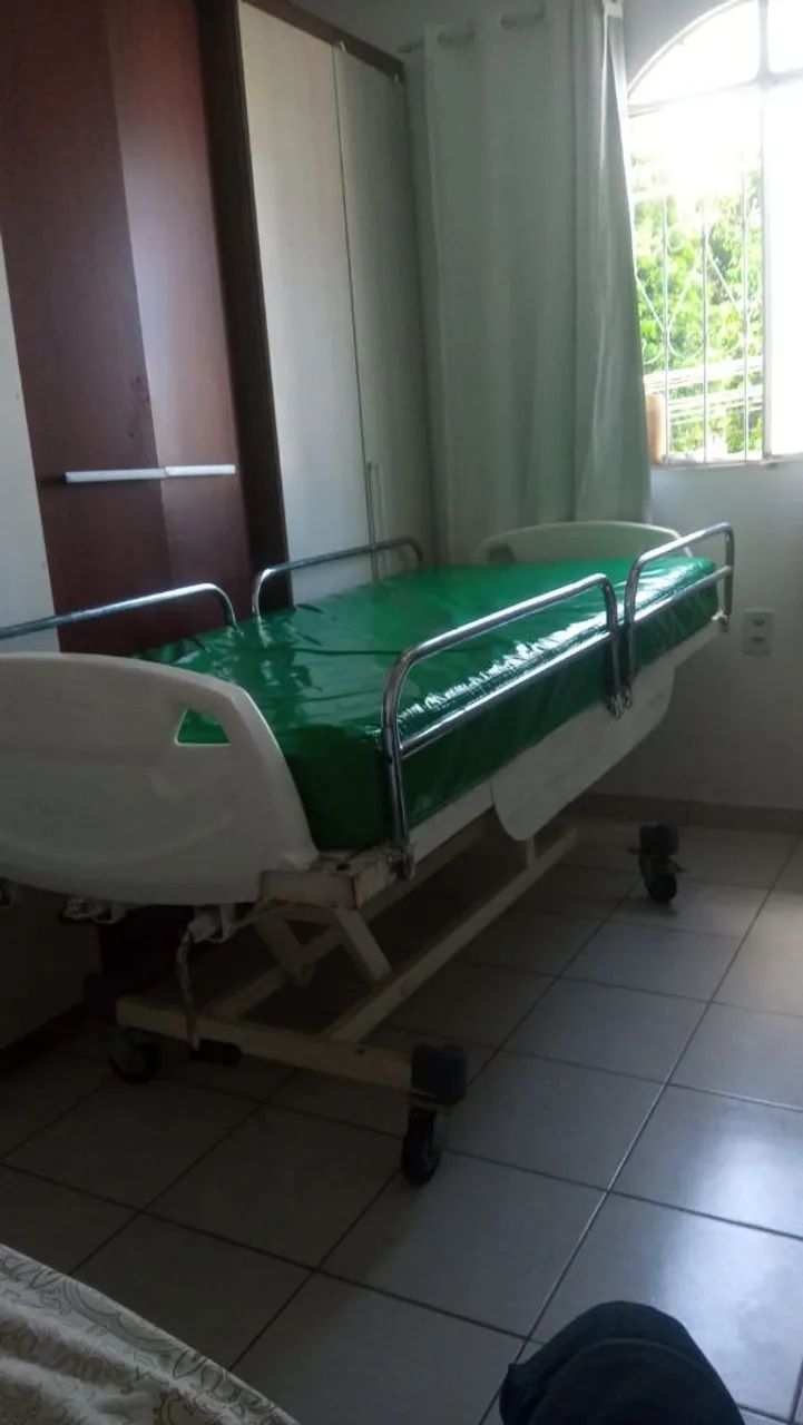VENDE-SE CAMA HOSPITALAR MANUAL - Foto 3
