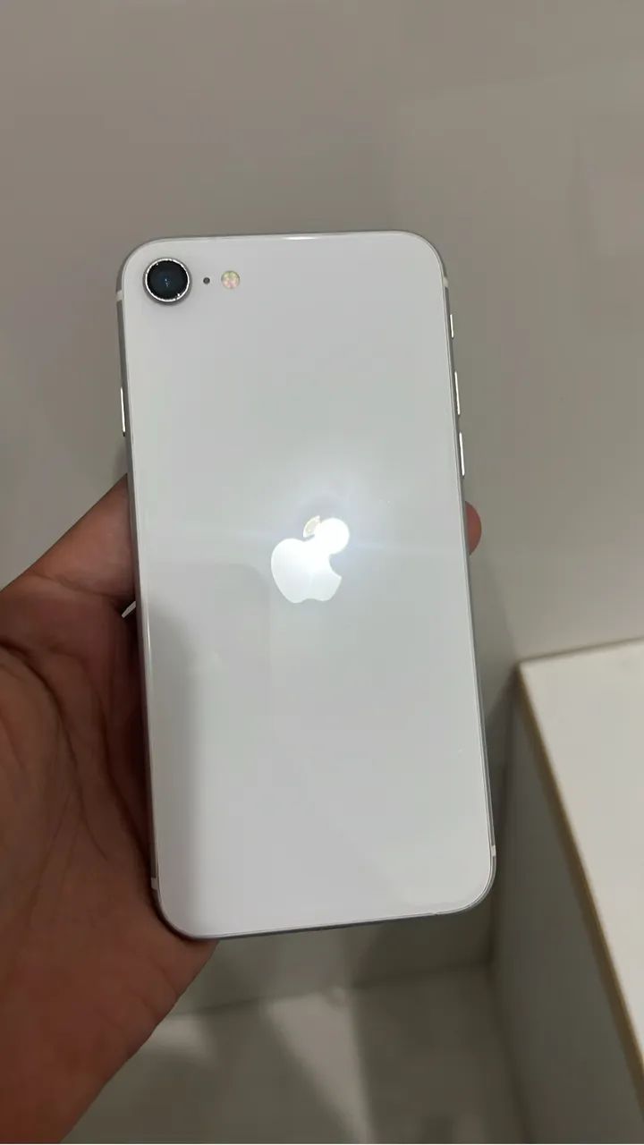 iPhone SE 2022 - Foto 2