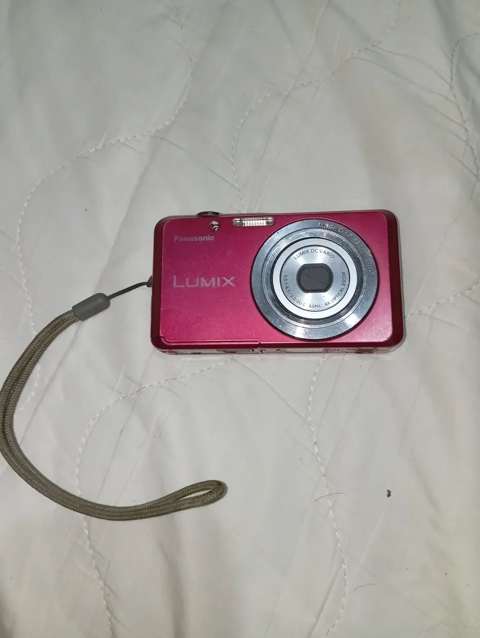 Camera digital  - Foto 2