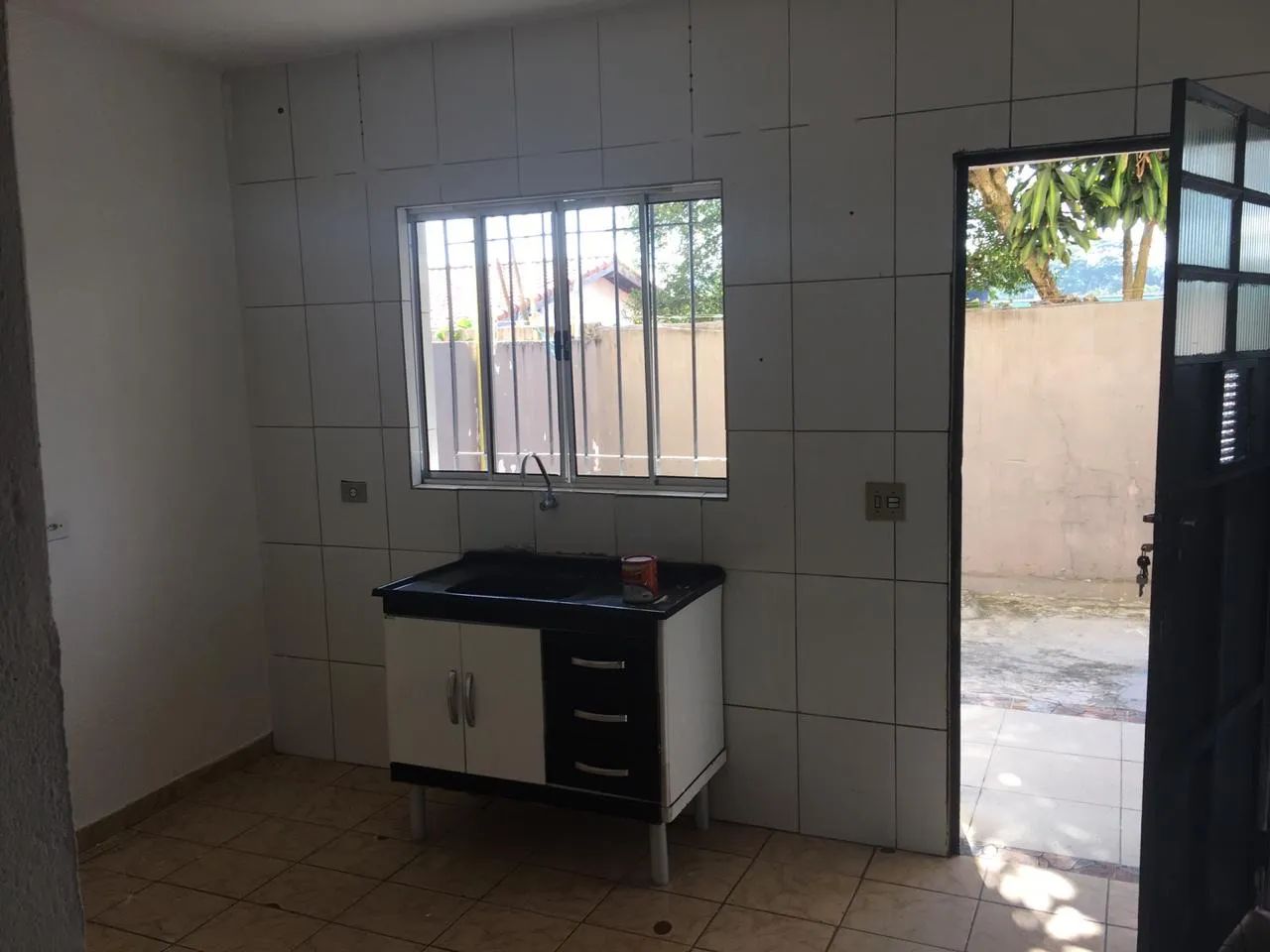 CASA DE 3 CÔMODOS PARA ALUGAR - PARQUE FERNANDA / CAPÃO REDON - Foto 2