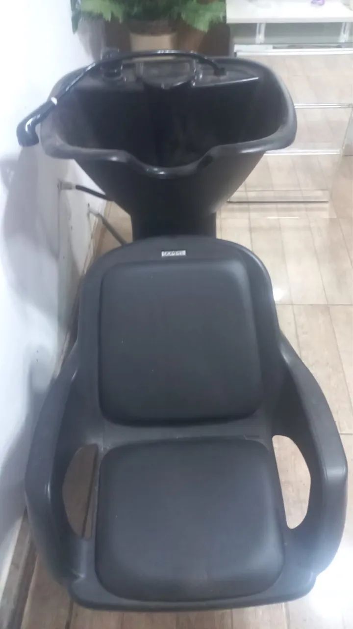 Cadeira Lavabo Salão 