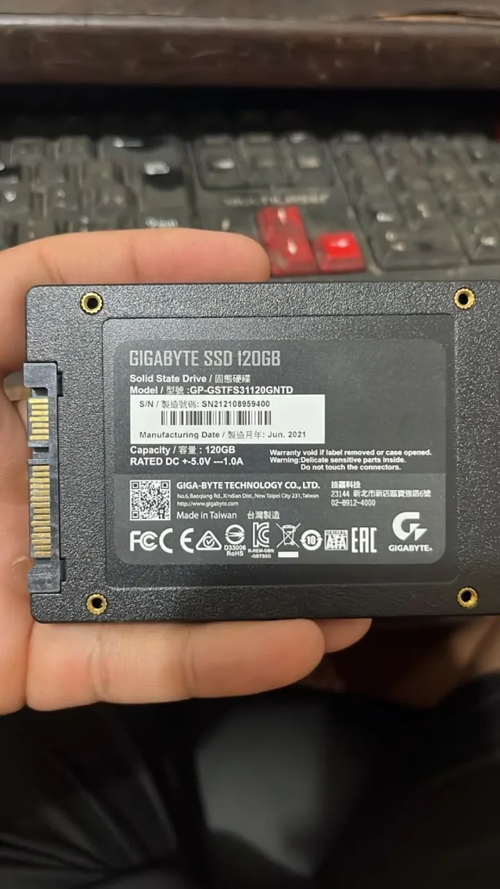 SSD GIGABYTE 120GB SAUDE 98% - Foto 3