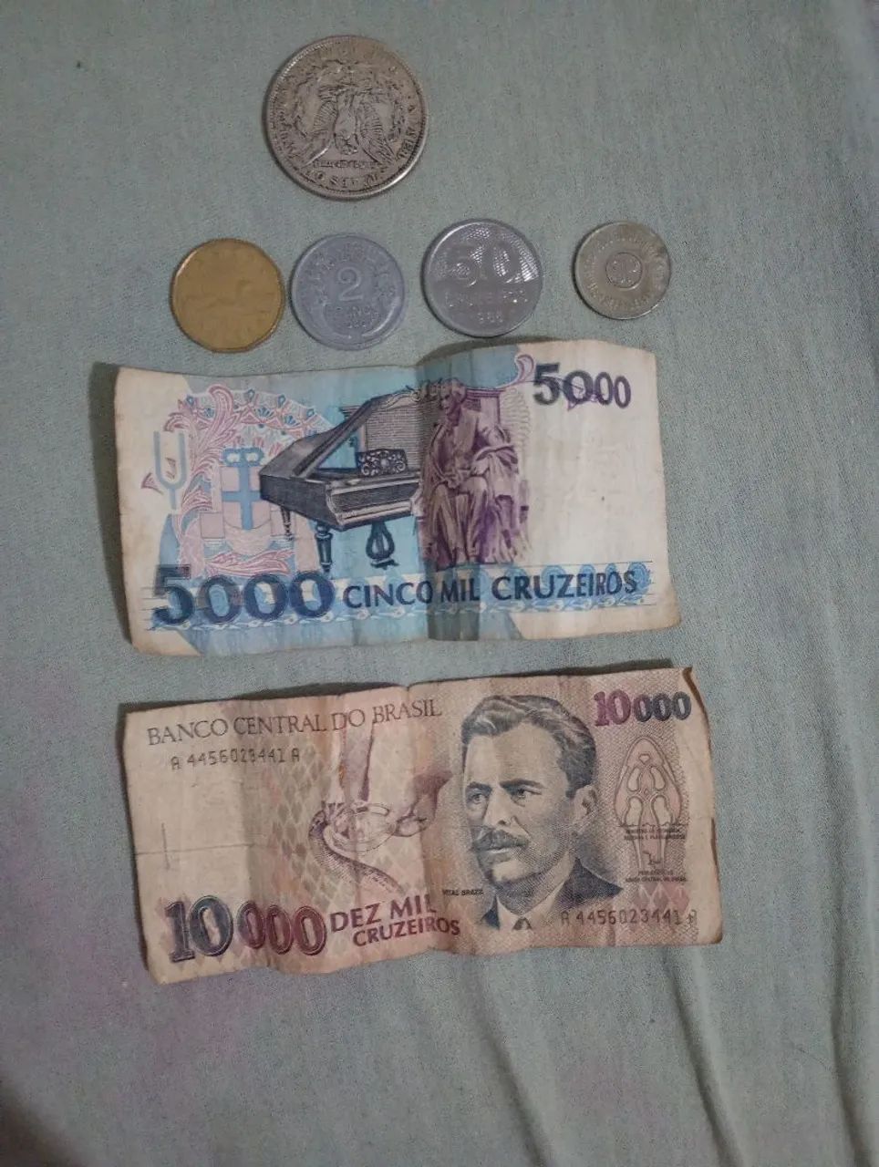 Moedas e notas antigas  - Foto 2