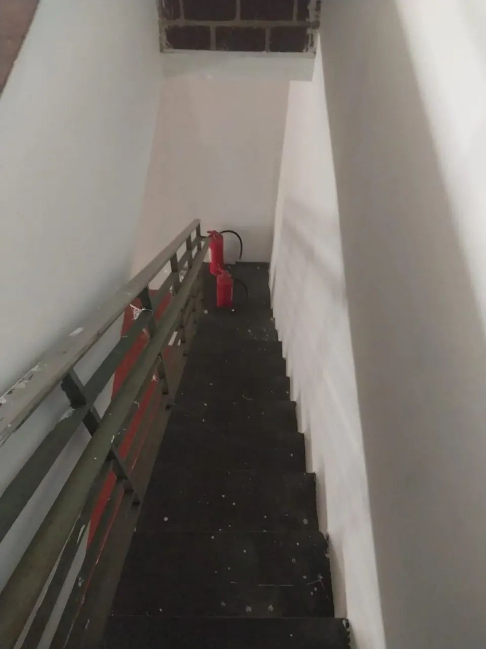 LOJA  DE GALERIA NO CENTRO     ALUGUEL - Foto 4