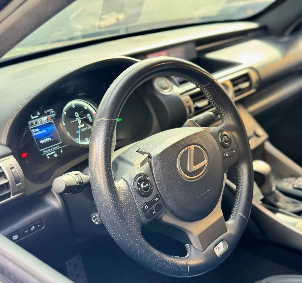 Lexus IS-250 F Sport 2.5 24V 208cv Aut., foto 11 de 14