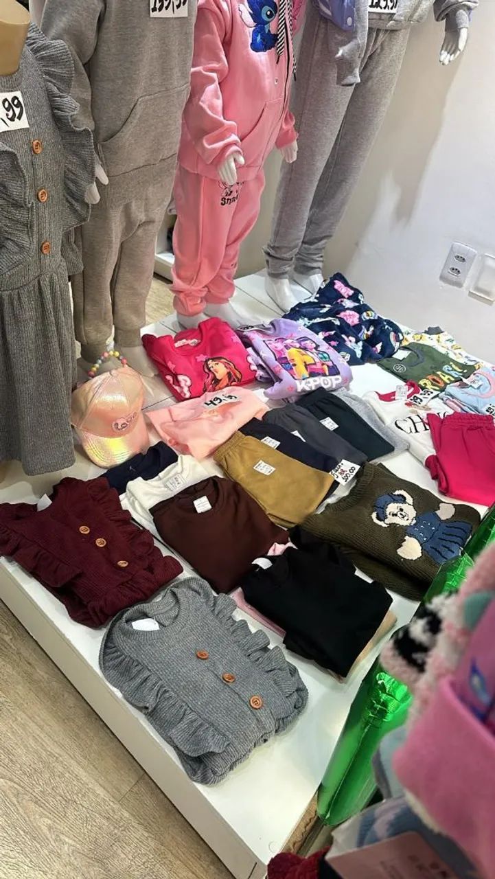 Vendo loja completa com roupas infantil e juvenil, móveis e manequins! - Foto 4