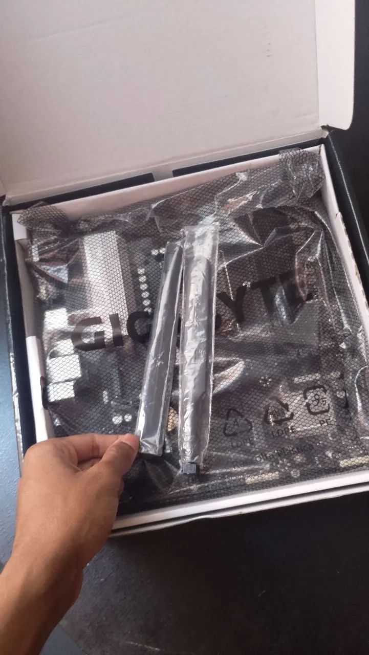 Placa mãeDDR5 B760M   D3HP WIFI6<br>GIGABYTE  
