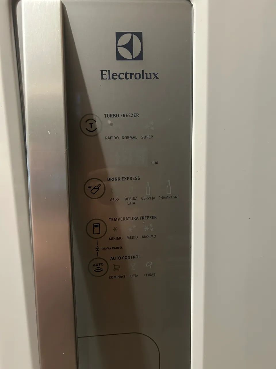 Geladeira Electrolux SEM O COMPRESSOR 