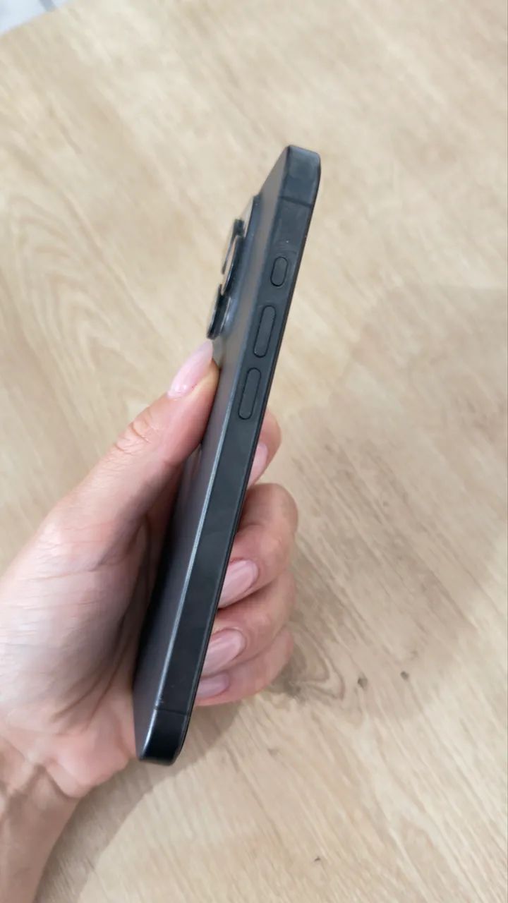 Vendo IPhone 15 Pro  - Foto 5