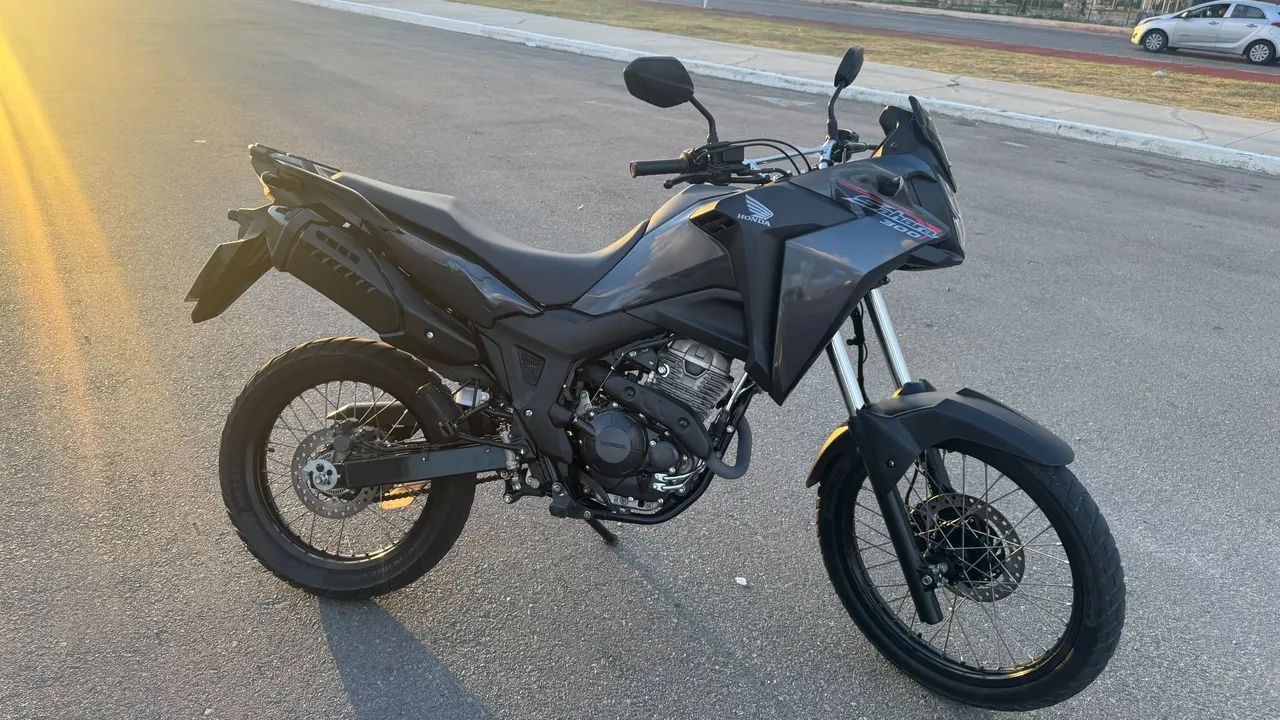 HONDA SAHARA 300 ABS 2026 - Foto 4