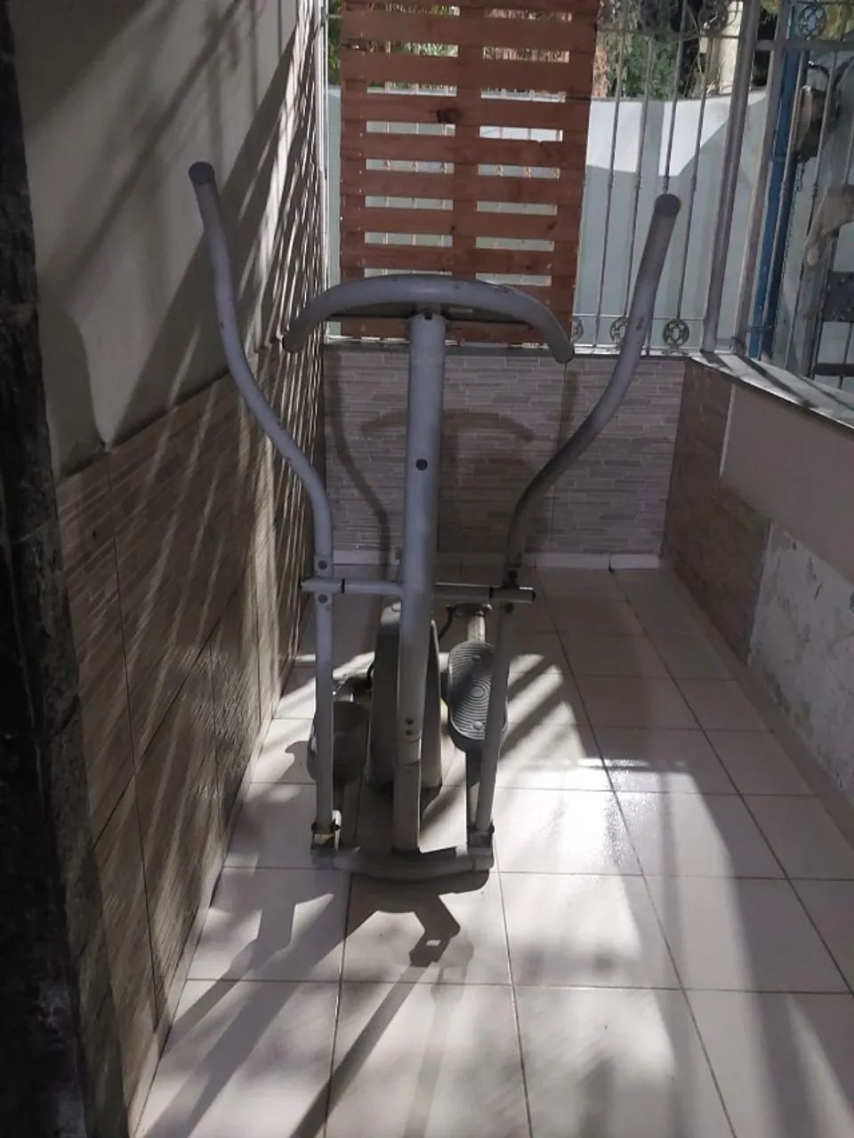 Elíptico Athletic Training  - Foto 3