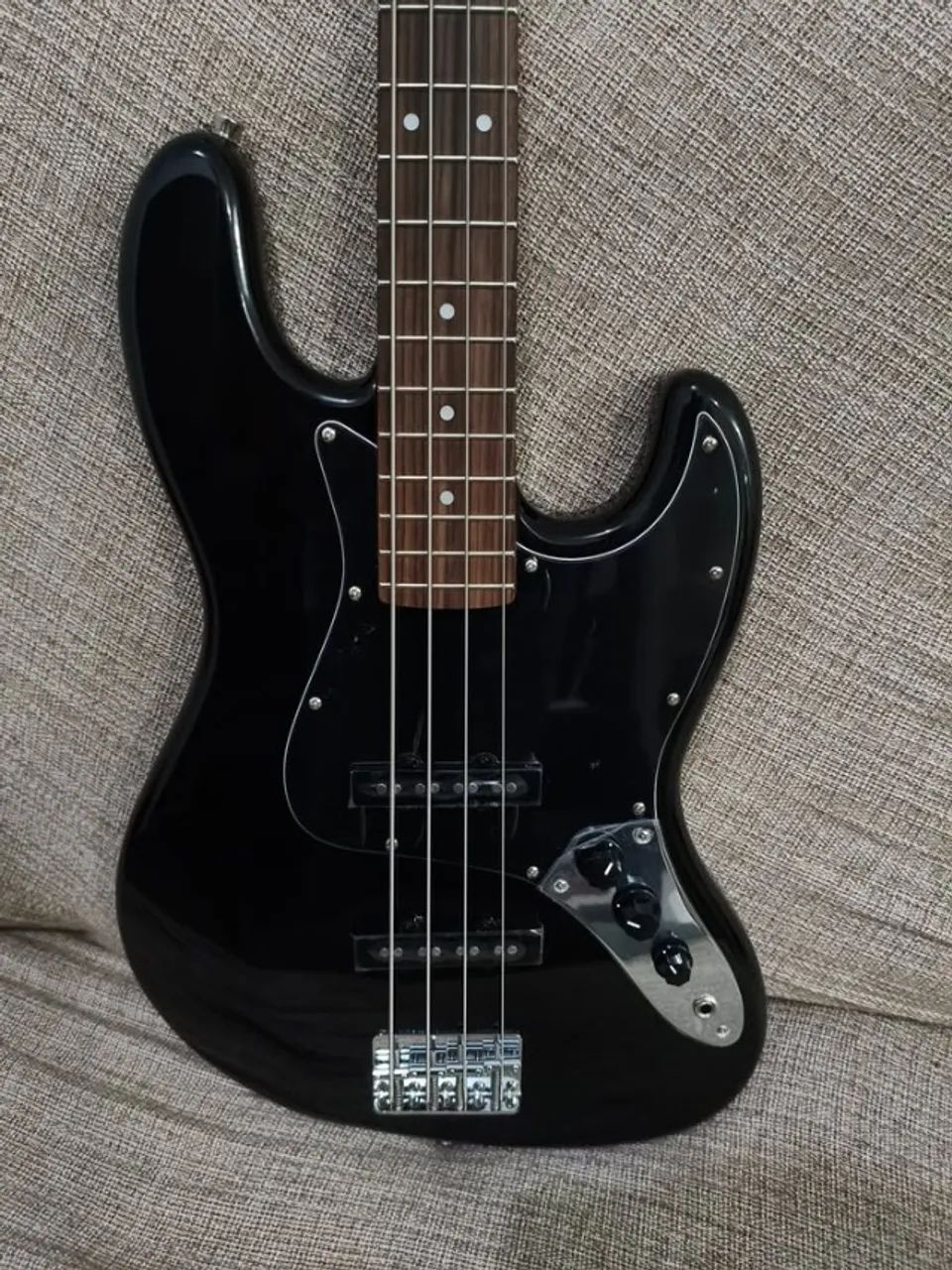  CONTRABAIXO JAZZ BASS ARIA PRO II STB-JBB 4 CORDAS PRETO (NOVO) - Foto 6