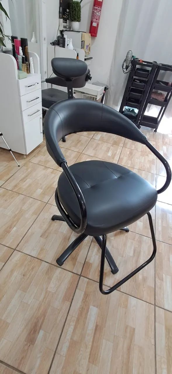 Cadeira de cabeleireira. - Foto 3