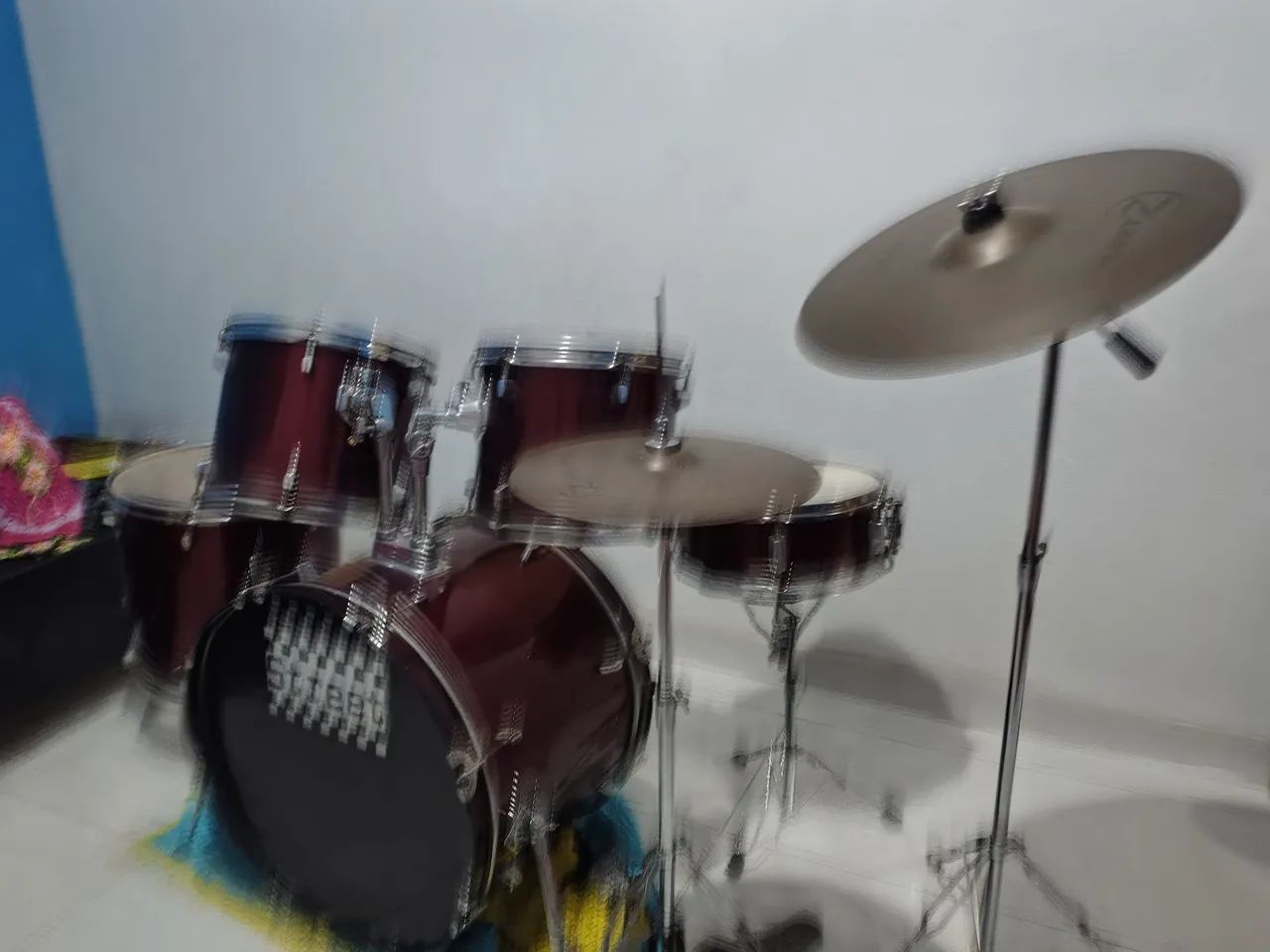 ? BATERIA À VENDA ?