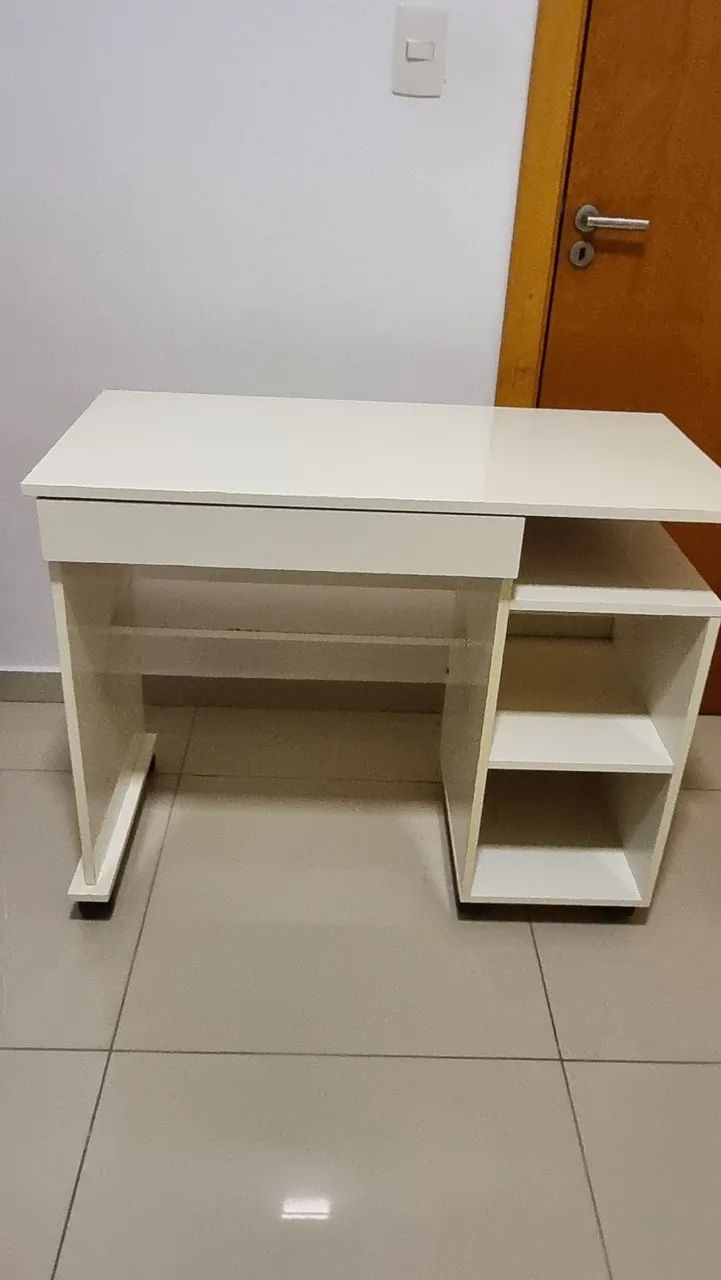 Escrivaninha Móvel com Gaveta Dalla Costa