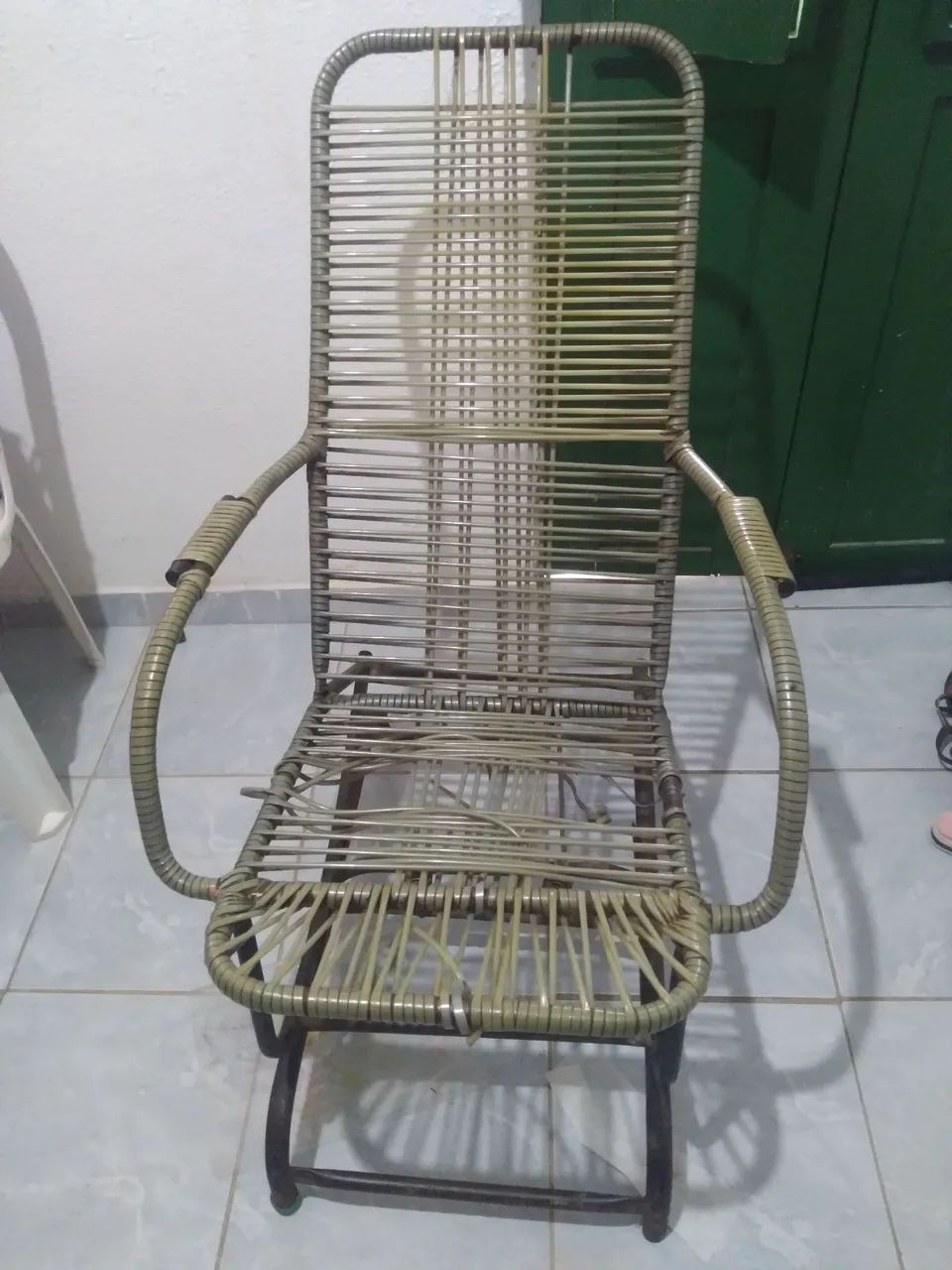 Cadeira de balanço com avaria