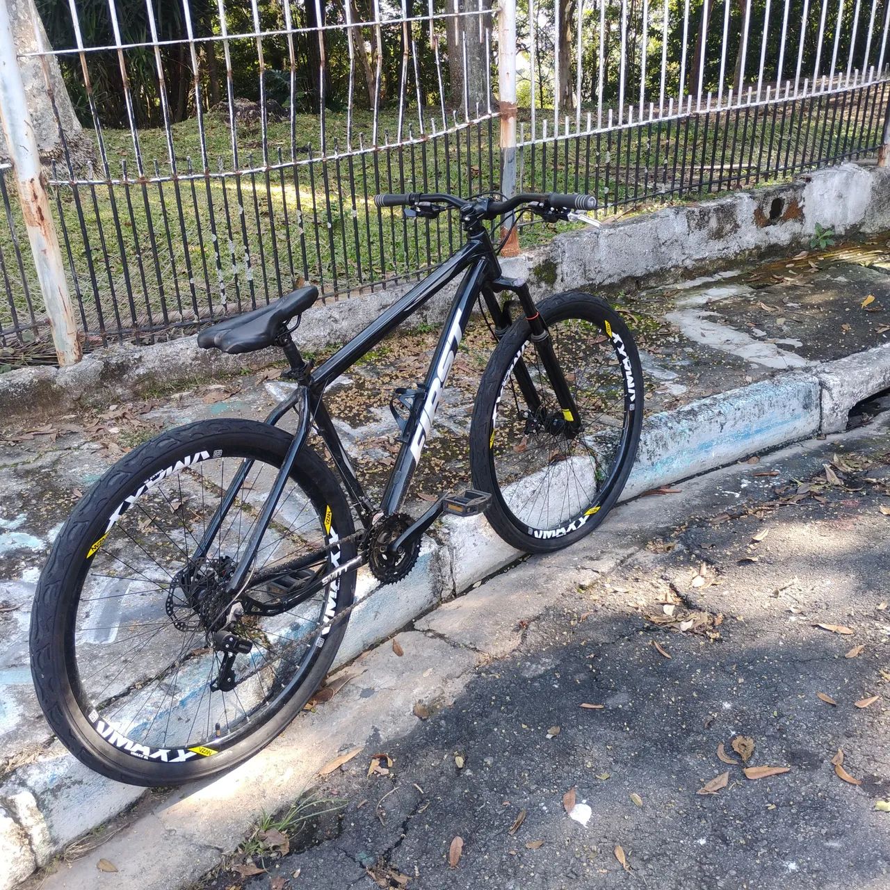 vendo bicicleta aro 29 - Foto 3