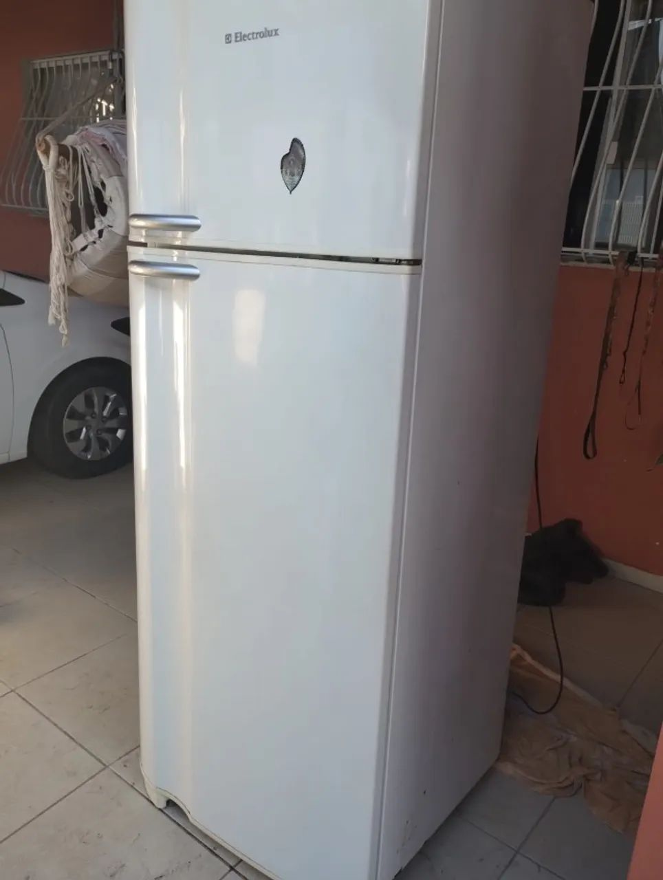 Geladeira ELETROLUX AIR FLOW DC 48