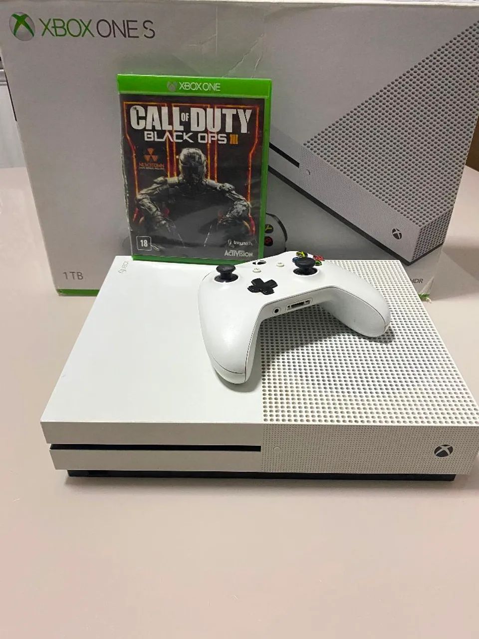 XBOX ONE S 1TB FUNCIONANDO PERFEITAMENTE - Foto 3