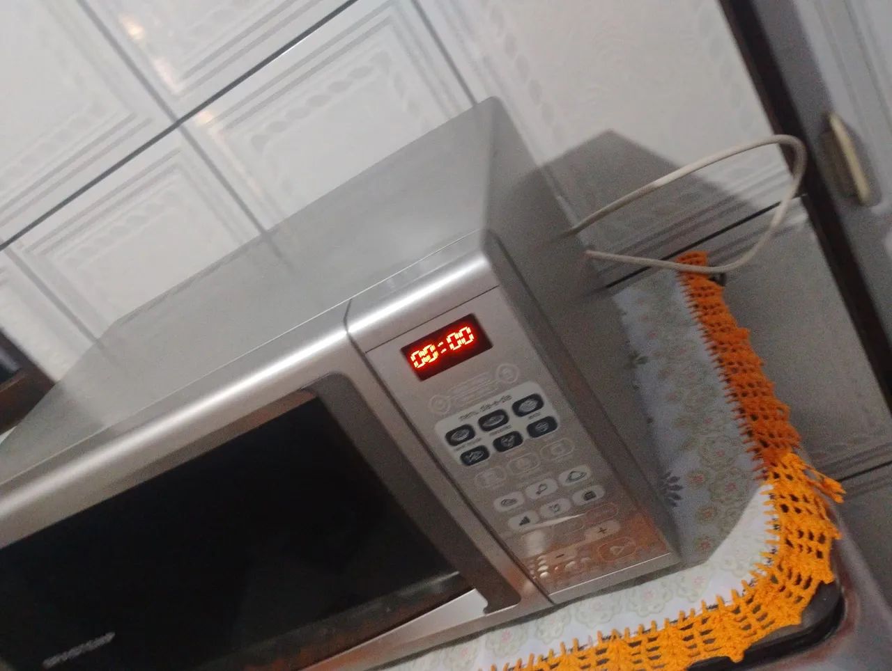 Microondas Brastemp 31 litros  - Foto 2