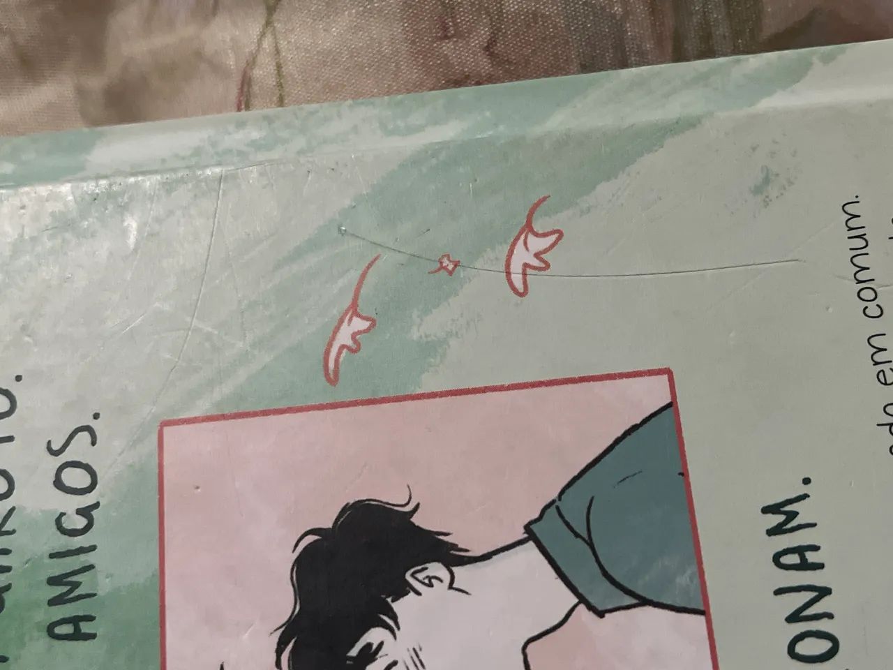 Livro Heartstopper Vol.1 - Foto 2