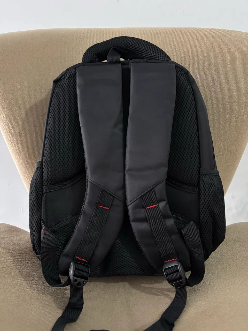 Vendo mochila nova.  - Foto 2