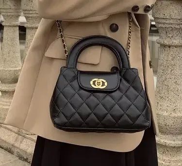 Bolsa Channel couro sintético 