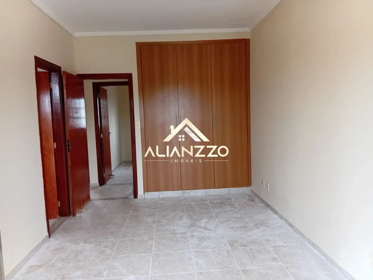 Sobrado Padrão Bairro Sumarézinho em Ribeirão Preto/SP. Alianzzo Imóveis. - Foto 10