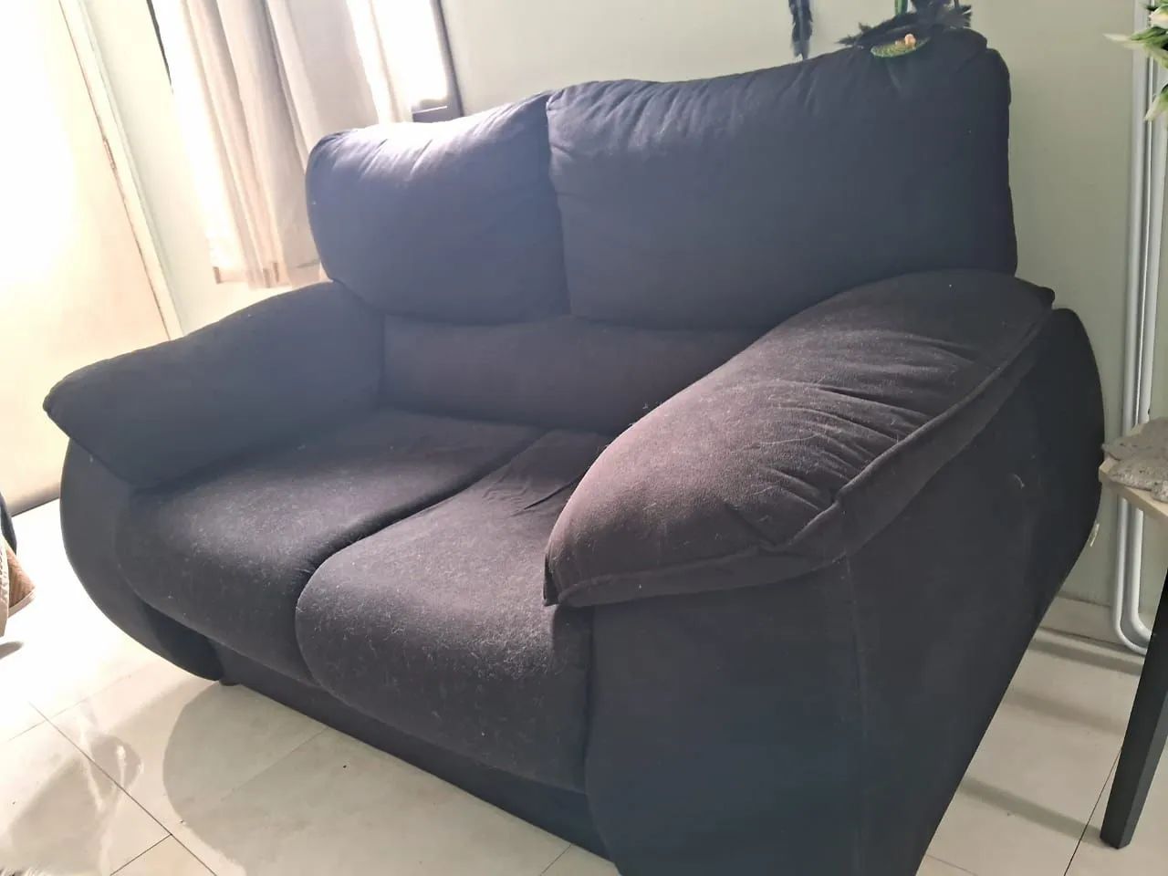 ? VENDO SOFÁ DE 2 E 3 LUGARES ? R$ 450,00 O JOGO.  - Foto 2