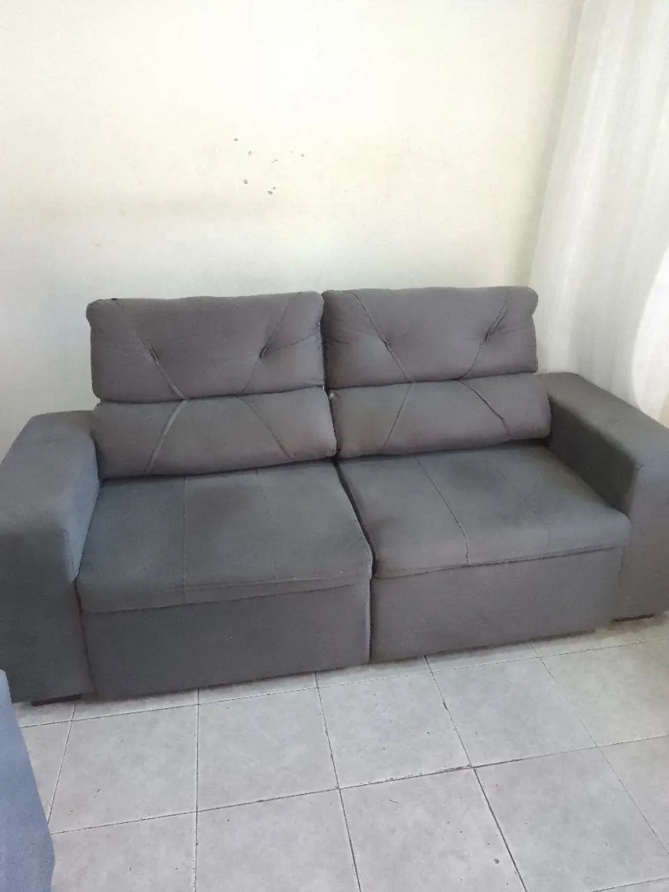 Sofá 3 lugares retrátil e reclinável 