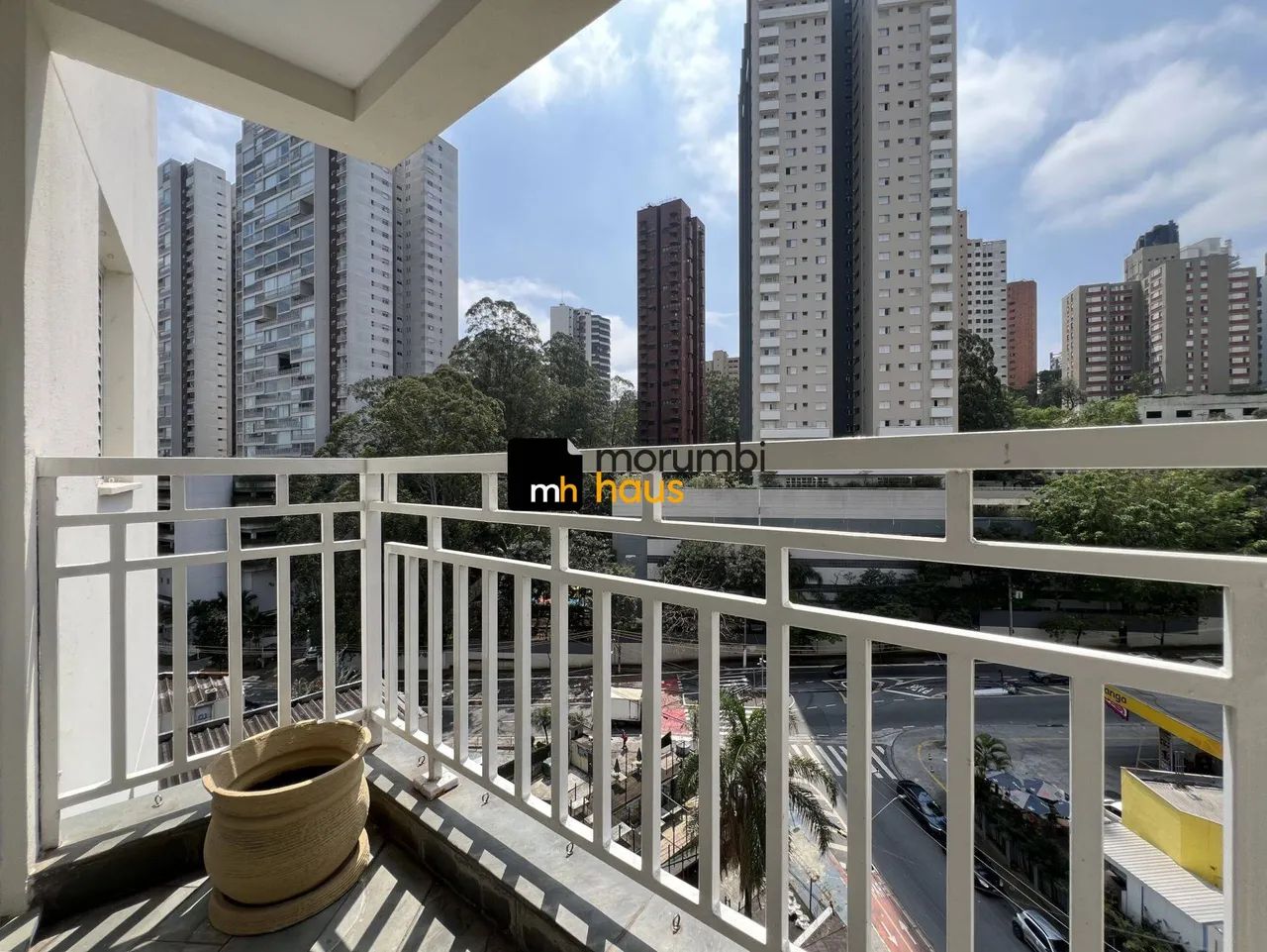 Vila Andrade - localização excelente - semi - mobiliado